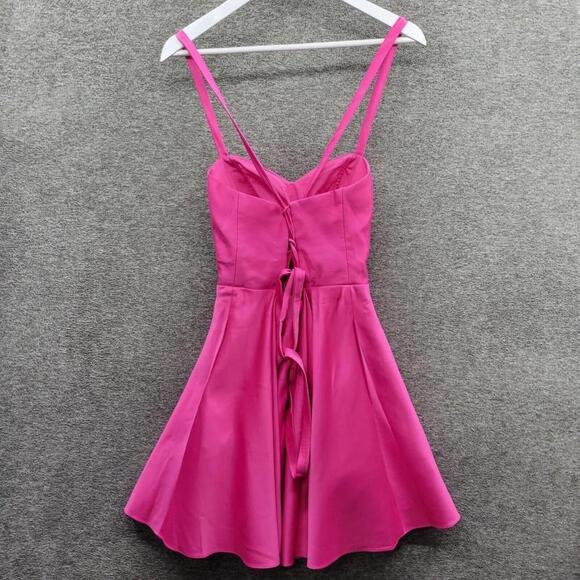 Blondie Nites Juniors Size 5 Hot Pink Lace Up Back Fit & Flare Mini Dress NWT - Picture 4 of 12